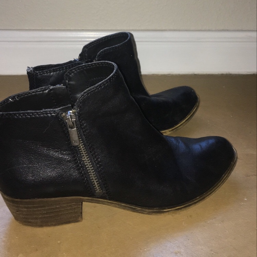 ✨sold✨Lucky Brand Booties